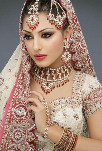 Bride Before Her Nikah online on Phone